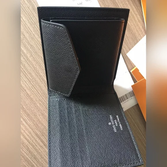 Louis Vuitton Slender Wallet - Picture 12 of 12